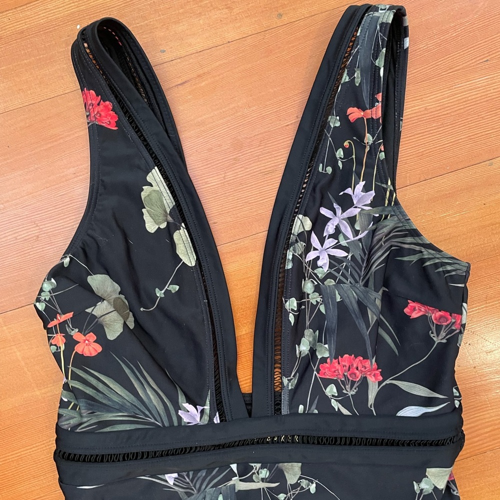 NWT Ted Baker Gessie Highland Plunge One Piece Swimsuit - Picture 15 of 16